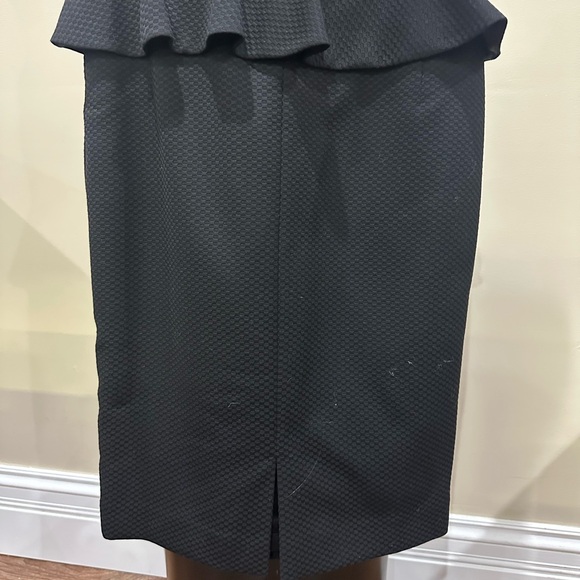 Elegant Ted Baker Black Peplum Suit & Dress - Picture 4 of 9